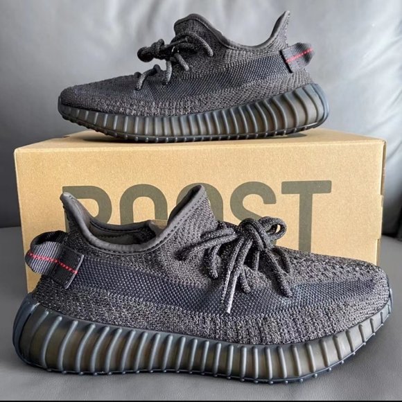 Yeezy Boost 350 V2 men´s shoes